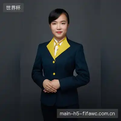 董新月